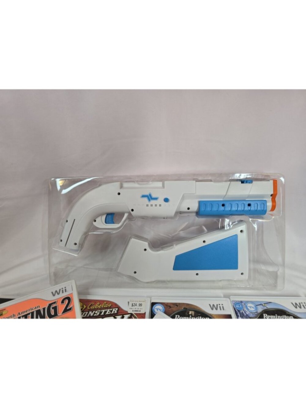Nintendo Wii Real Shot Remington Accessory With 9 Hunting Games bundle Lot - Picture 8 of 16
